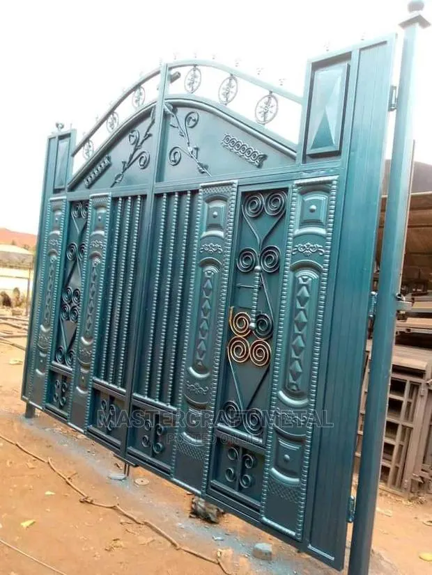 Metal Gate /Main Gate Quality · Photo 1