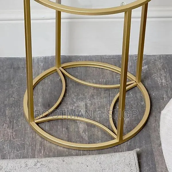 Home Collection Gold Side Table · Photo 1
