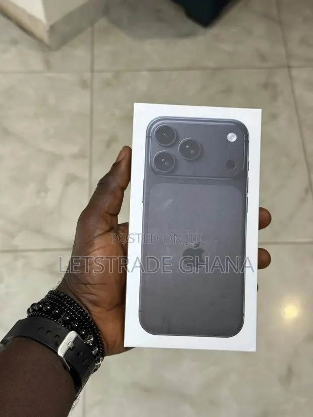 New Apple iPhone 18 Pro Max 512 GB Black · Photo 1