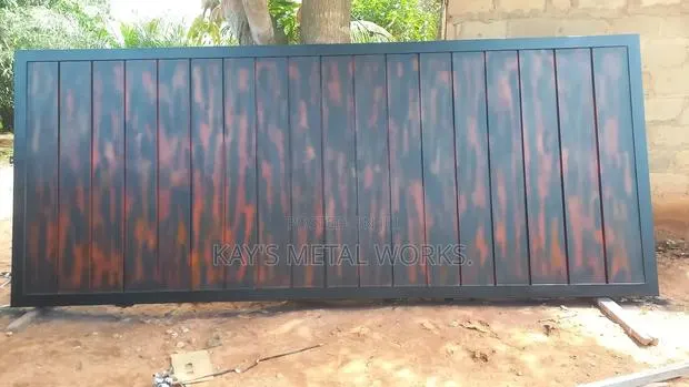 Modern Metal Gate With Wood-Look Finish | Custom Made · Photo 1