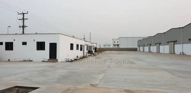 7000sqm Warehouse on 5 Acres Tema Freezones · Photo 2