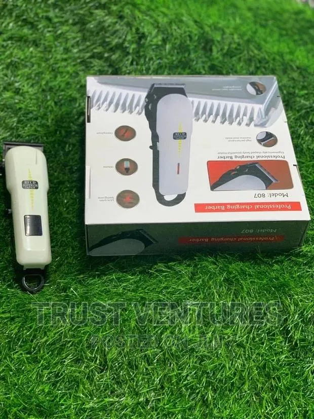 RFCD Rechargeable Hair Clipper · Photo 1
