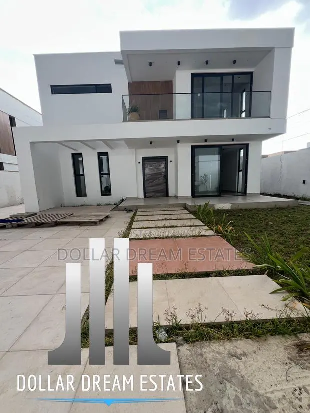 4bdrm House in Airport Residential Area for sale · Photo 1