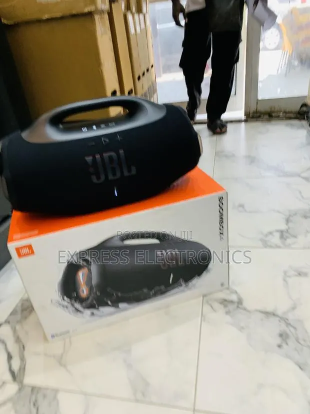 Powerful JBL Pro Sound Boombox 4 Portable Waterproof Bluetooth · Photo 1