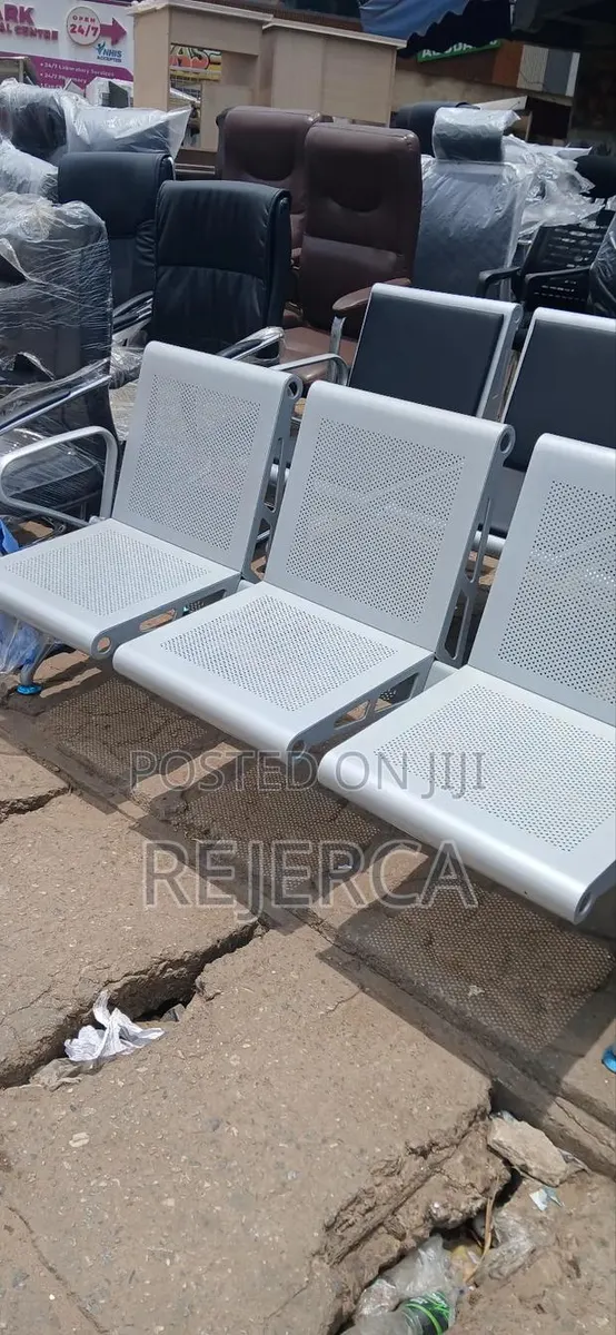3in1 Visitors Chair · Photo 1
