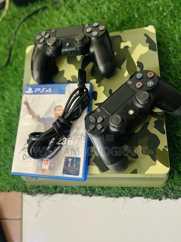 Ps4 Slim With Games Jailbreak · Photo 1