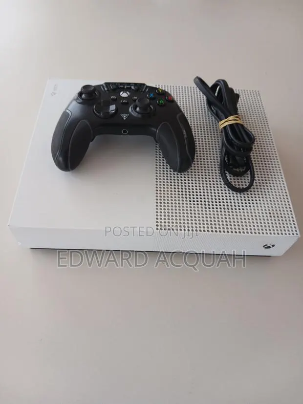 Xbox One S All Digital Edition · Photo 1