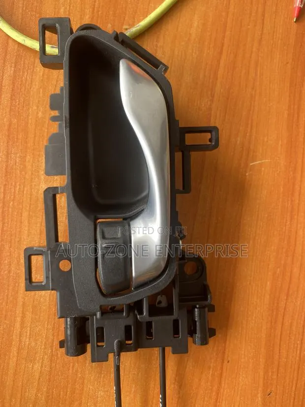 Honda CRV 2023 2024 2025 2026 Inside Door Handle · Photo 1