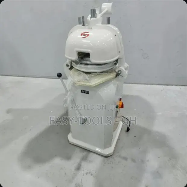 Semi Automatic Dough Divider Rounder Machine TITAN P _ DD-36S · Photo 1