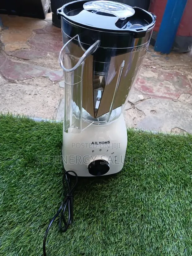 Ailyons Quality Blender 1.5L Blender · Photo 1