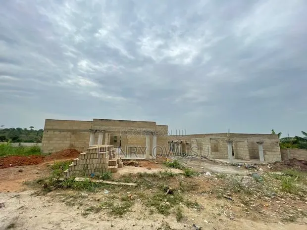 House for Sale · Photo 1