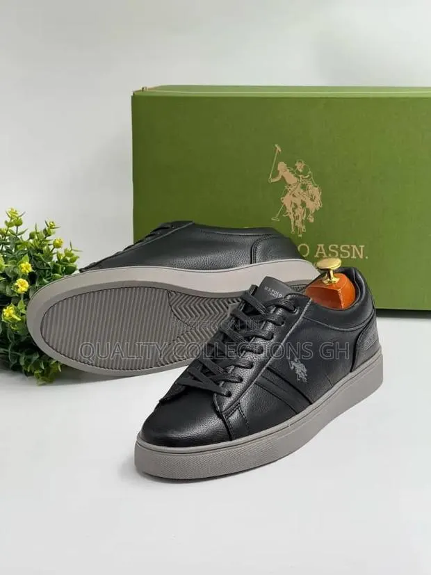 Authentic Polo Sneakers · Photo 1