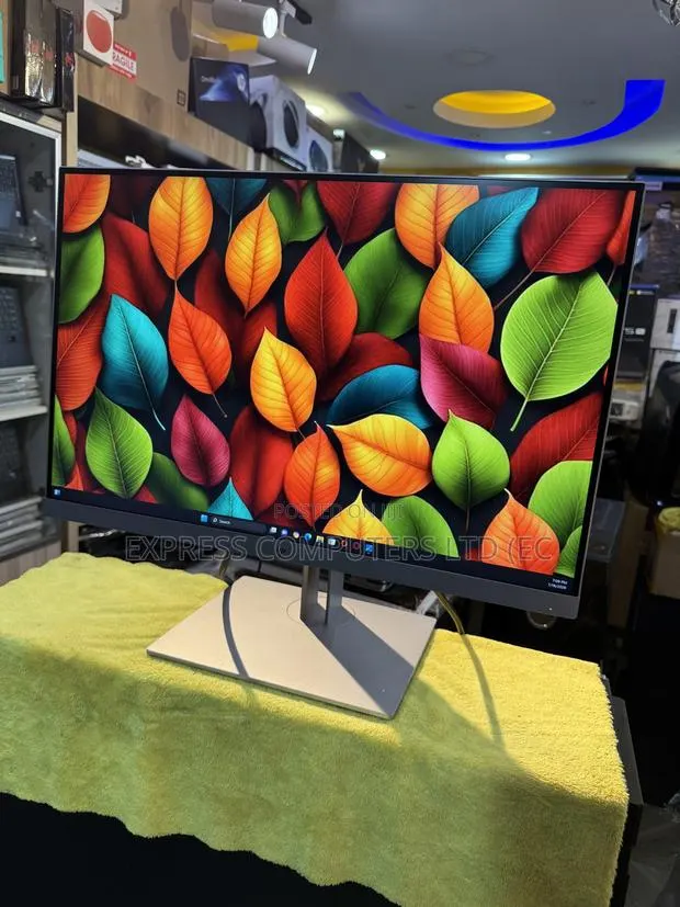 HP EliteDisplay 24 Inches Edgeless Ips, Full Hd 1080p Monitor From Uk · Photo 1