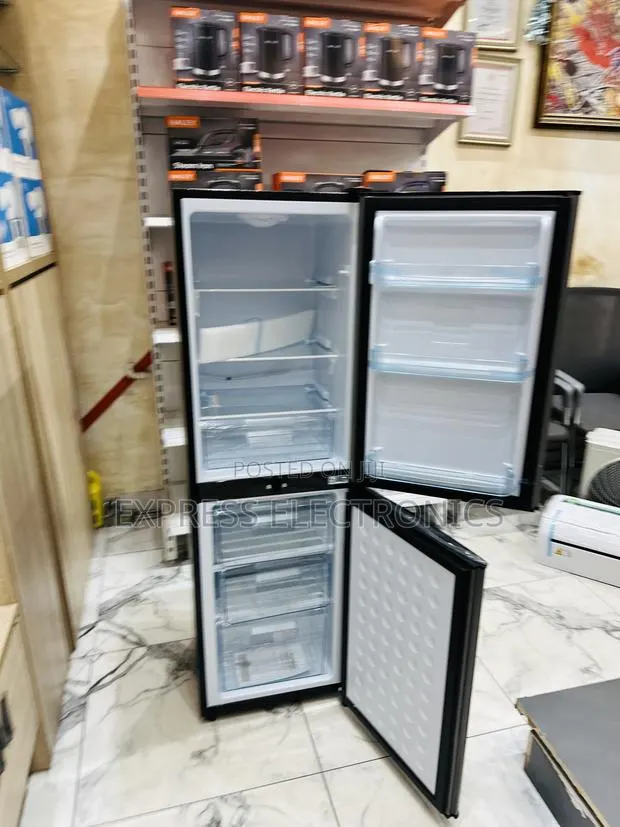 Highly Recommended Nasco Double Door Fridge 132l · Photo 1