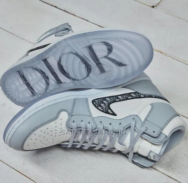 Jordan Dior · Photo 1