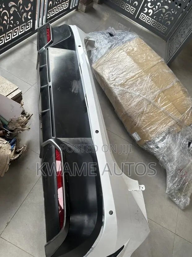 Sonata 2023 2024 Back Bumper Complete · Photo 1