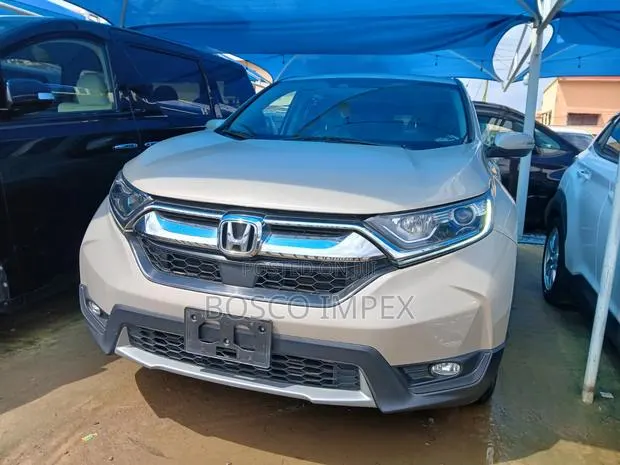 Honda CR-V 2019 Off white · Photo 1