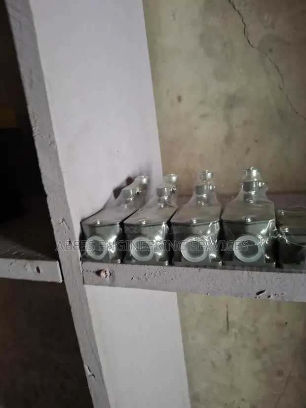 Sensor For Industrial Machines · Photo 2