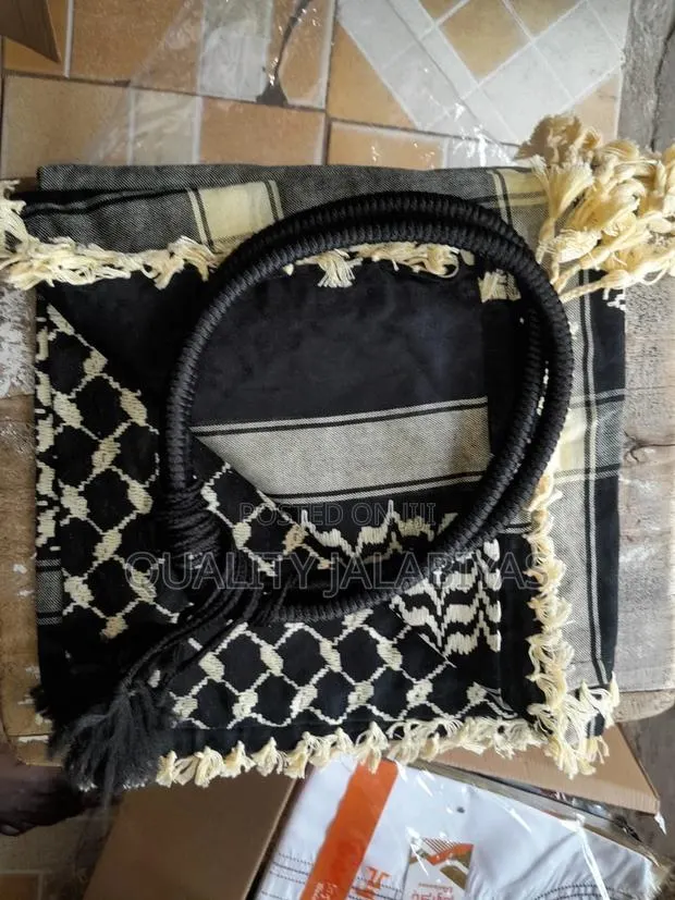 Quality Scarf Robe (2pcs) · Photo 1