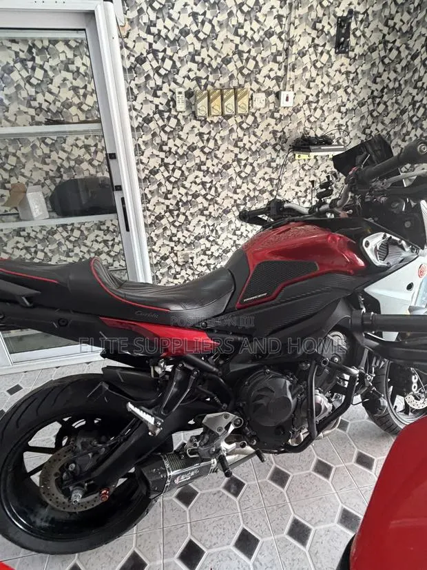 BMW S 1000 R 2019 · Photo 1