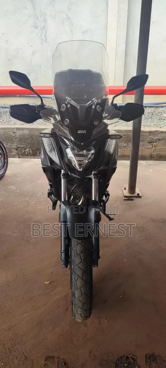 Honda CB 2023 Black · Photo 1