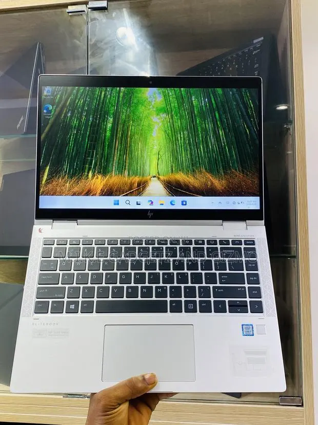 Laptop HP EliteBook 1040 G6 16GB Intel Core i7 SSD 512GB · Photo 1