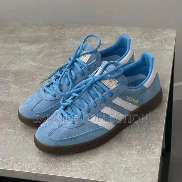 Original Adidas Spezial. Red White. Blue White. · Photo 1