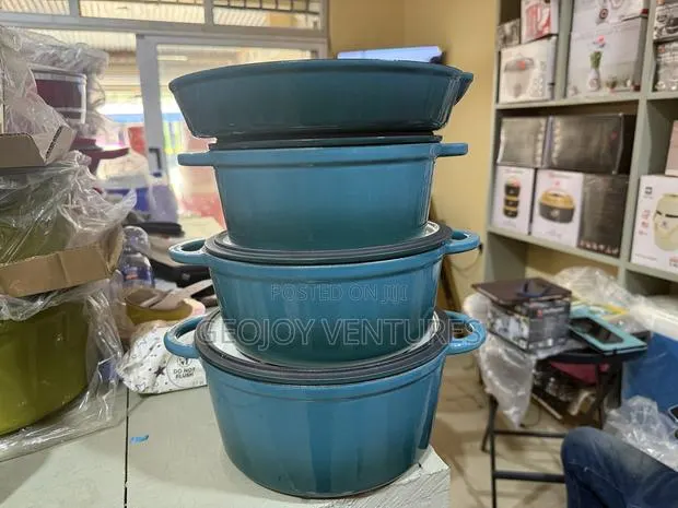 Cast Iron Cookware · Photo 1