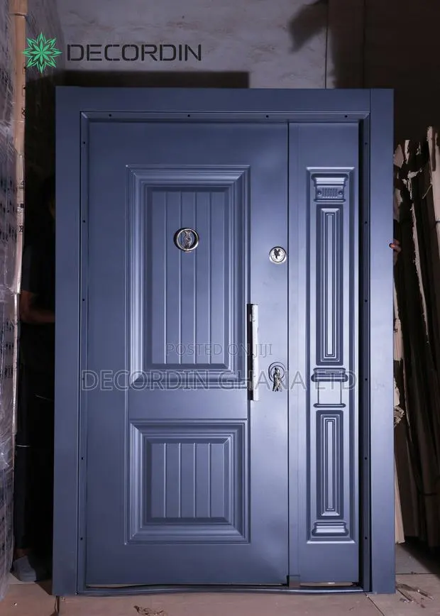 1 And Half Metal Door · Photo 1