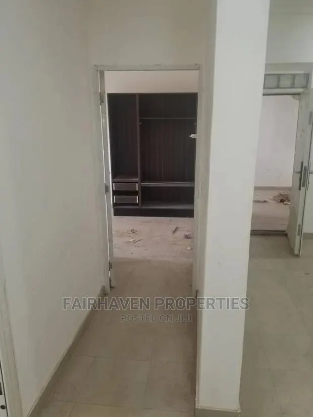1bdrm Block of Flats in Airport Residential Area for rent · Photo 1