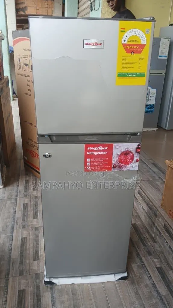 Sunny Walk Refrigerator · Photo 1
