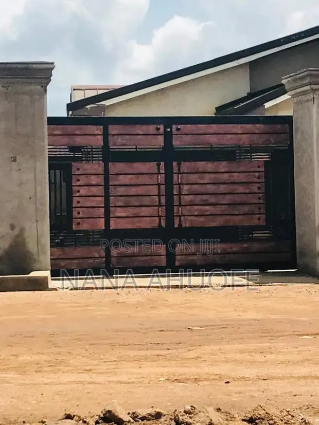 Doors ,Barristers and Gate for Sale Nationwide Delivery · Photo 1