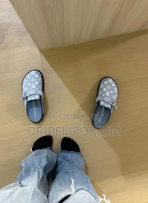 Louis Vuitton Cosy Clog · Photo 3
