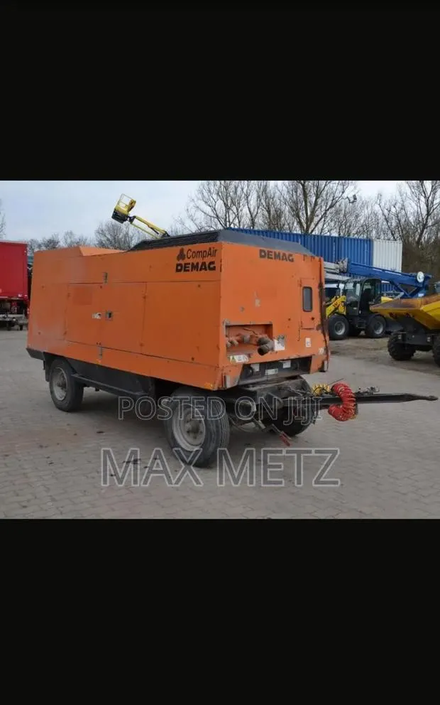 Air Compressor Compair Holman, 21 Bar, 750 CFM · Photo 1