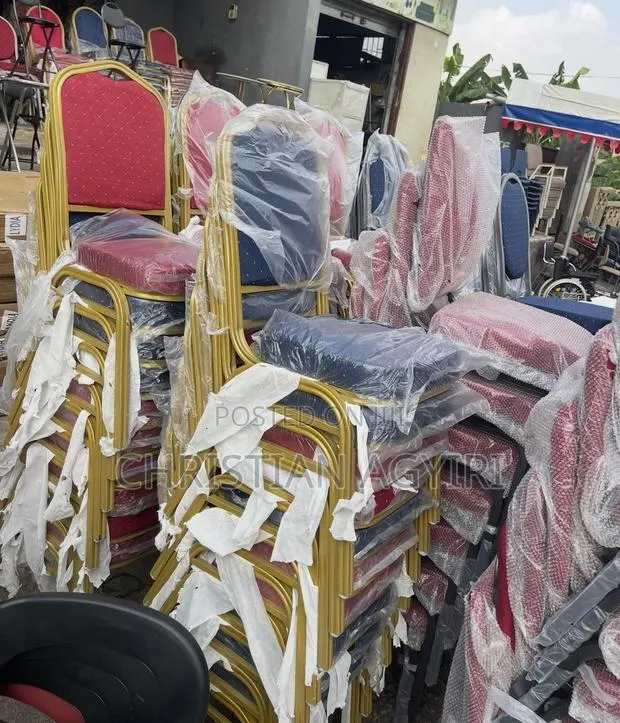 Church/ Banquet/ Auditorium Chairs · Photo 1