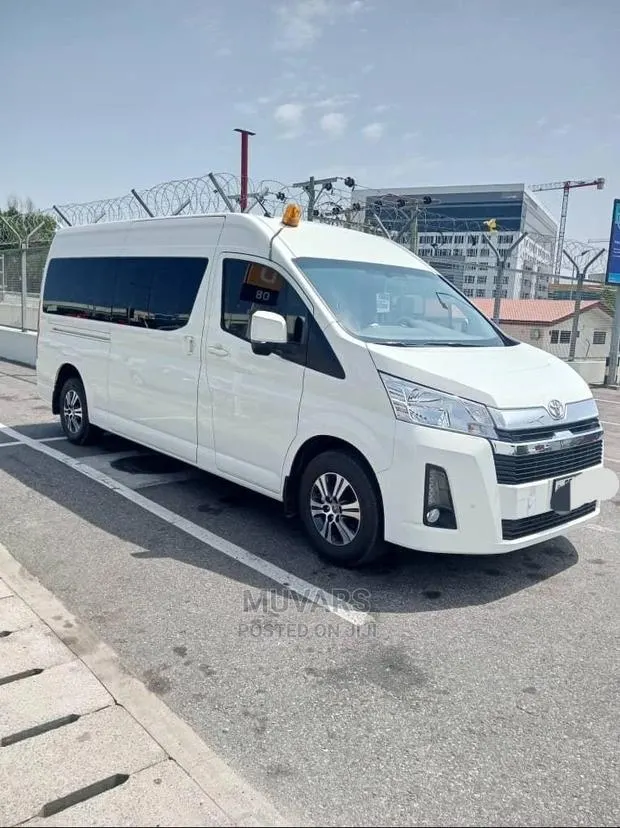 Car Rental. Toyota Hiace Bus for Hiring · Photo 1