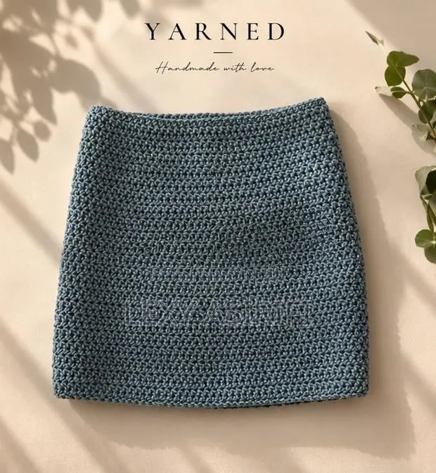 YARNED Handmade Crochet Lace-Up Tube Top · Photo 1