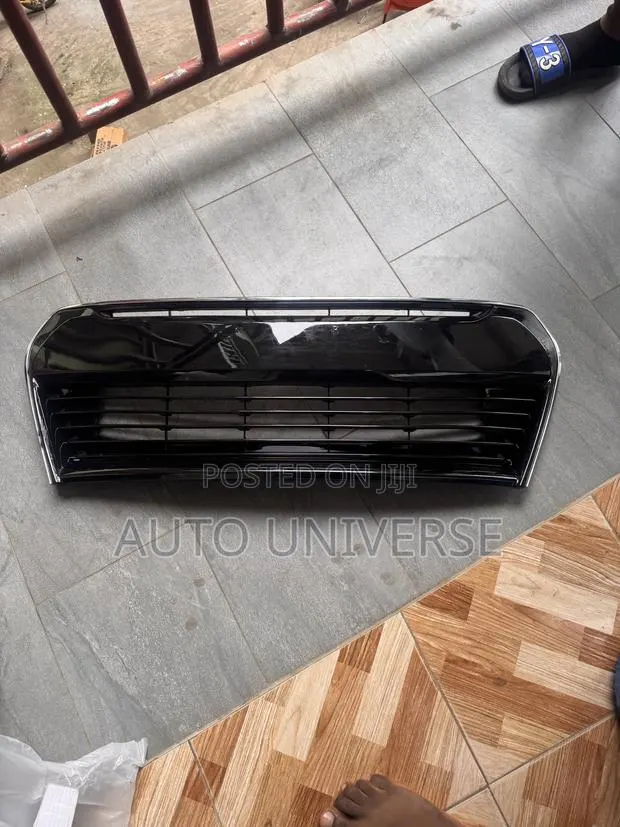 Toyota Corolla 2014, 2015, 2016 Front Shells Available · Photo 1