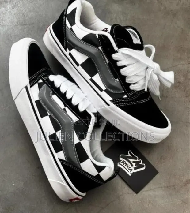 New Skull Vans Og Blackwhite · Photo 1