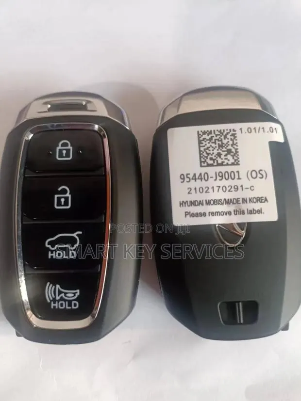 Car Key Programmer or Locksmiths · Photo 1