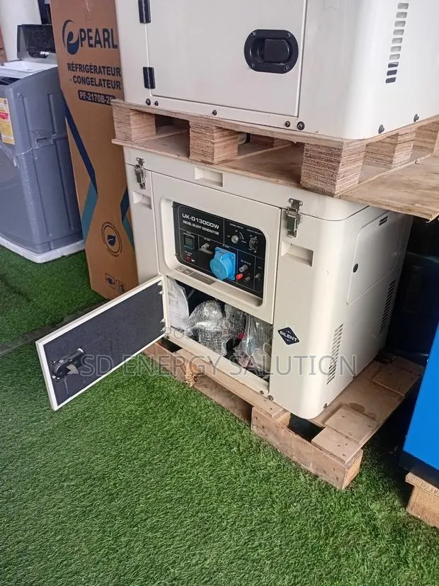 Perkins Silent Diesel Generator – Low Noise Operation · Photo 1