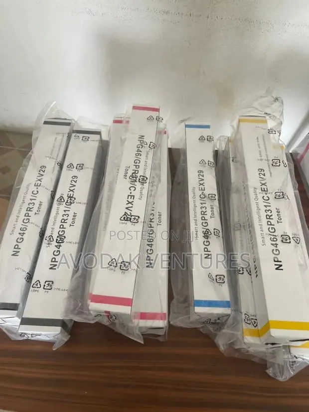 Canon Imagerunner Advance Refill Toner 500g. · Photo 1