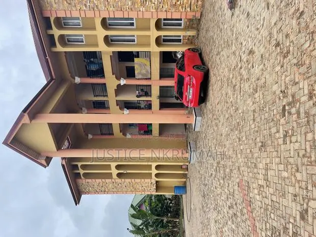 2bdrm Apartment in Mr Justice Estate, Bortiano for rent