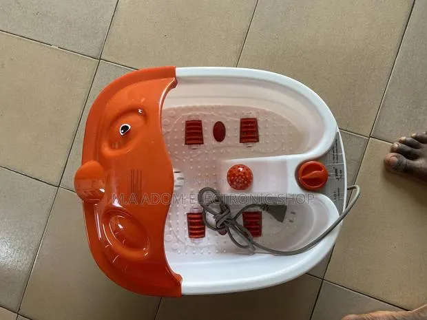 The Multi-Function Footbath Massager · Photo 1