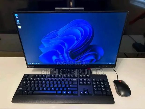 Desktop Computer Lenovo ideacentre AIO 520S 12GB AMD Ryzen 5 SSD 256GB · Photo 1