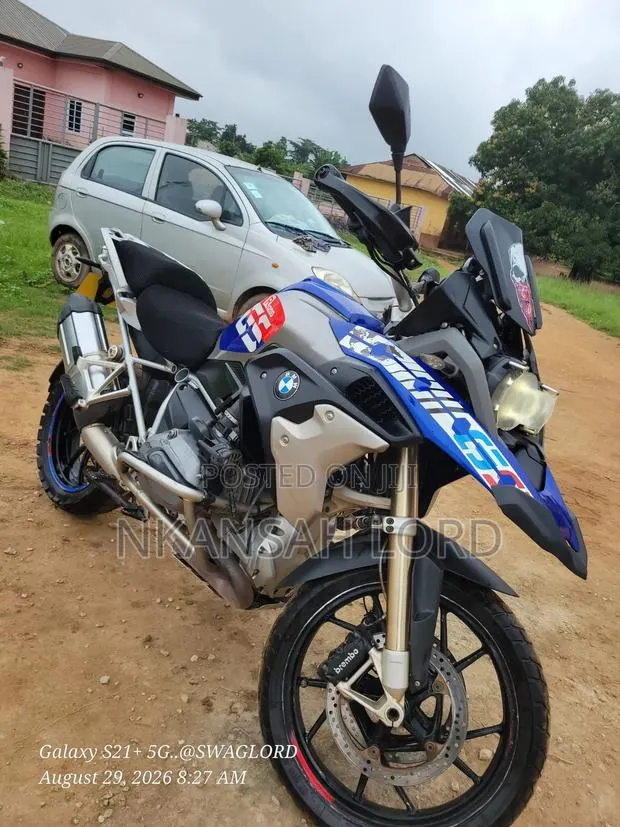 BMW 1200 2018 Blue · Photo 1