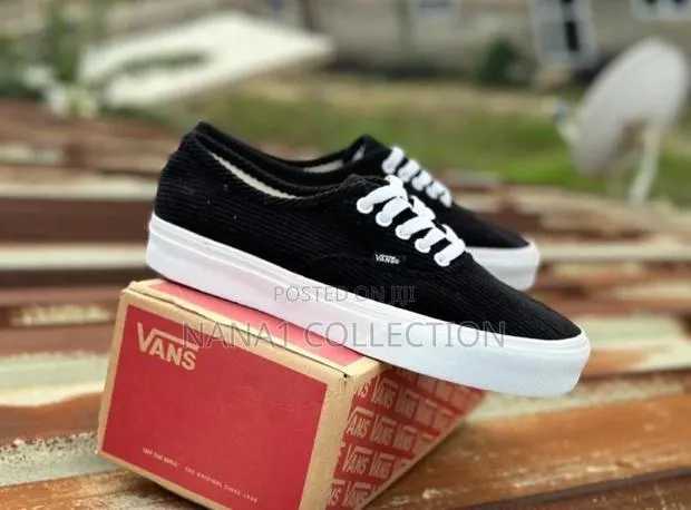 Vans Unisex “Black Brown” · Photo 1