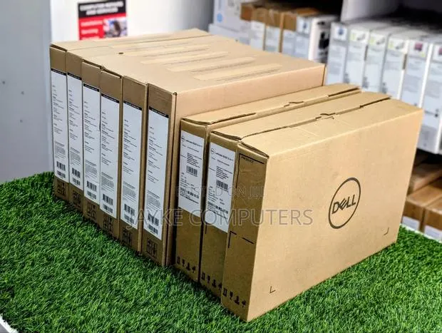 New Laptop Dell Latitude 5320 2-in-1 32GB Intel Core i7 SSD 512GB · Photo 1