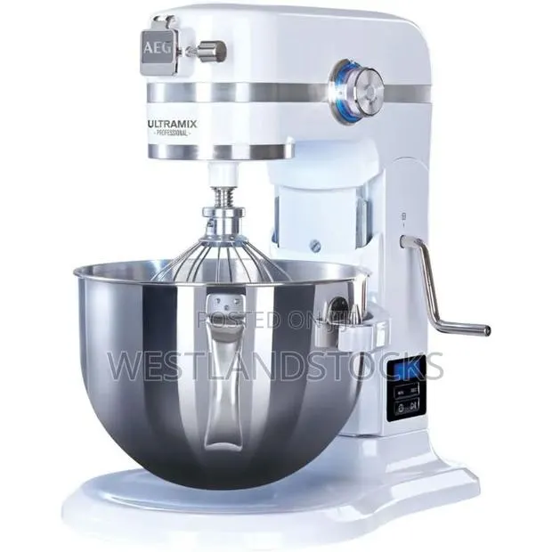 AEG UltraMix Professional Stand Mixer (Model: KM6100) · Photo 1
