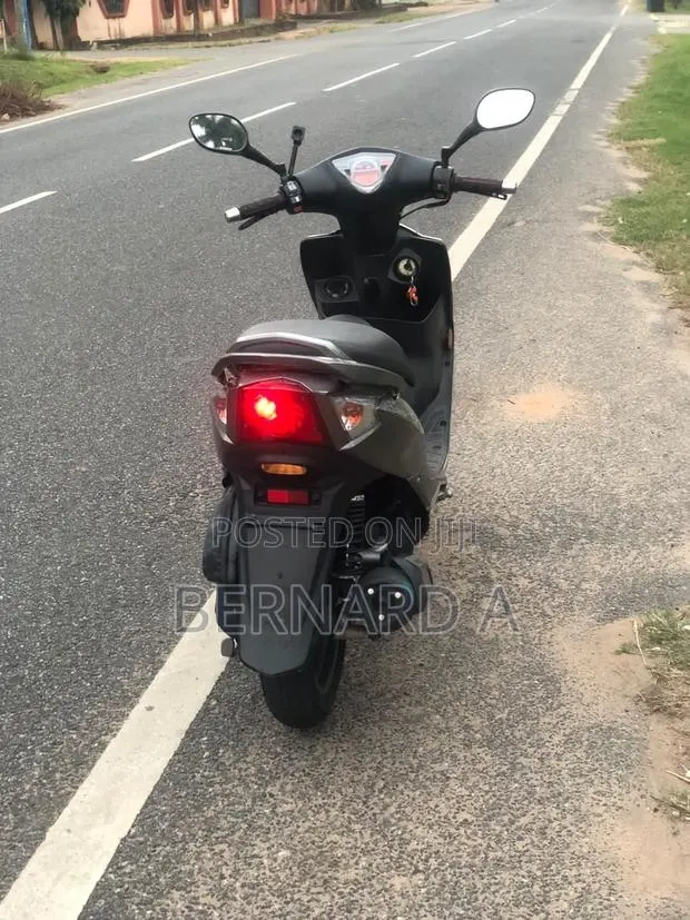 Kymco 2015 Gray · Photo 1